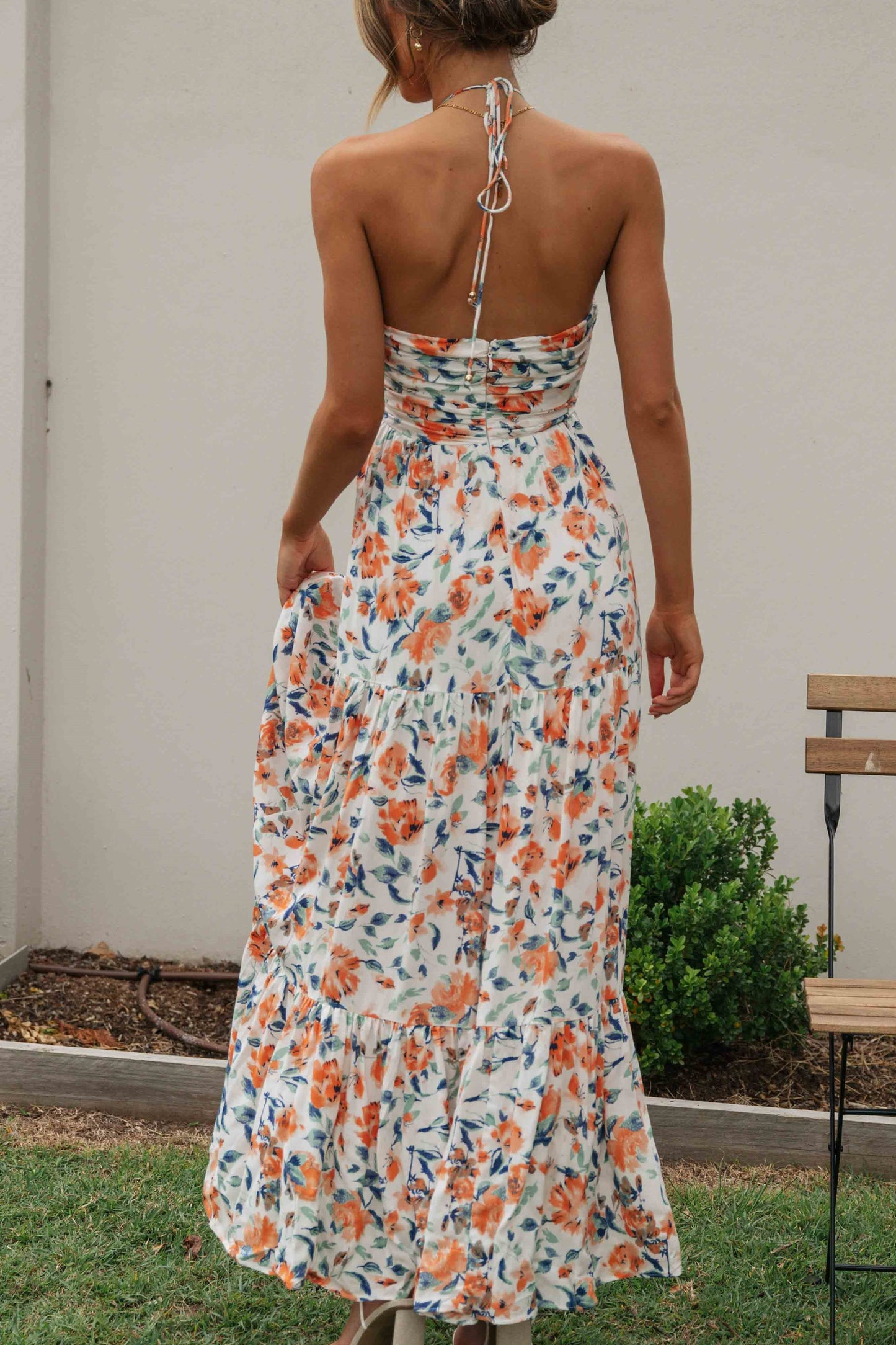 Blossom V-Neck Backless Maxi Dress